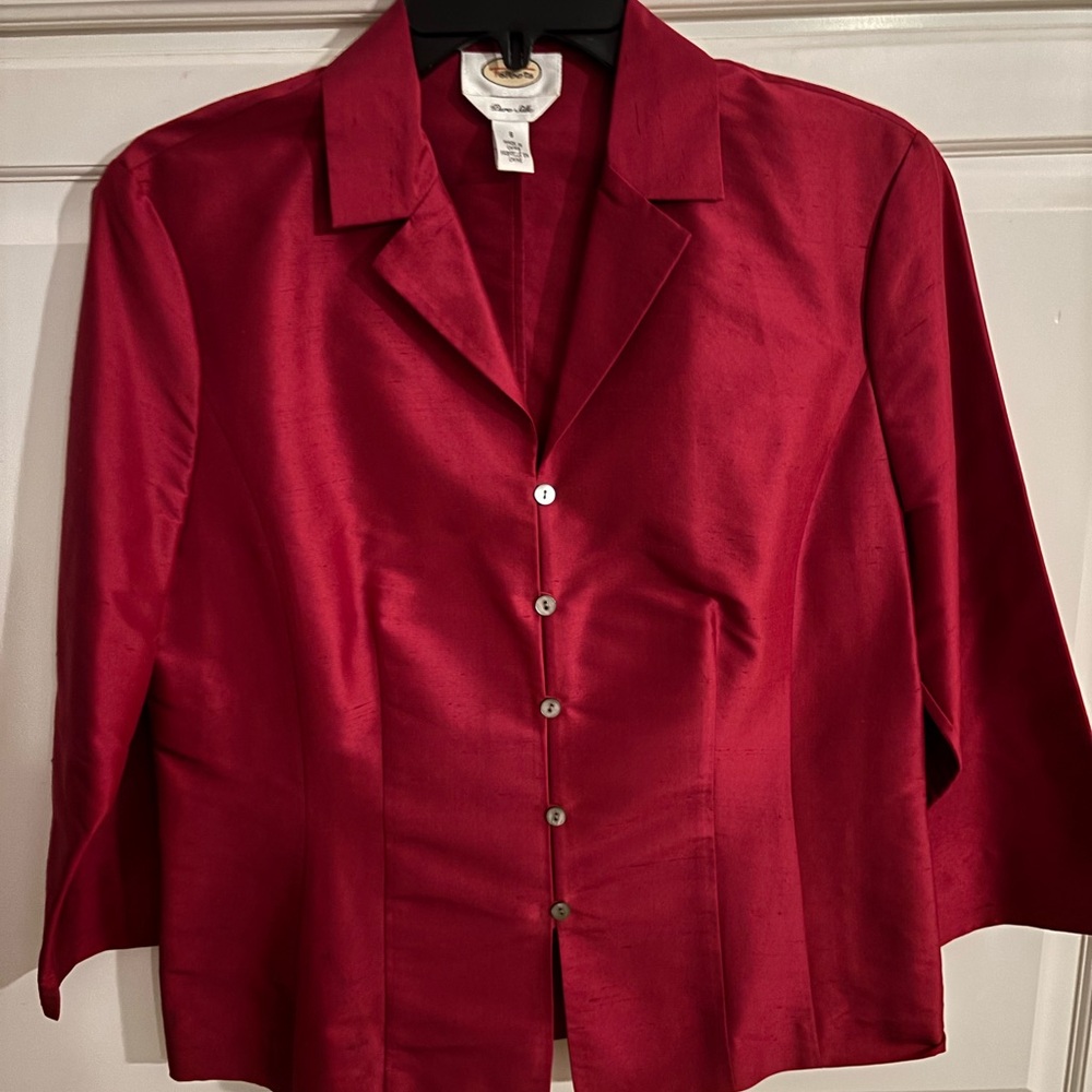 Talbots pure silk blouse jacket. Size 8‎